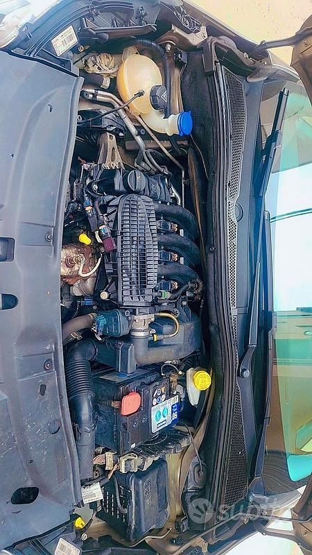 Usata Peugeot 2008 2013 Grigio SUV