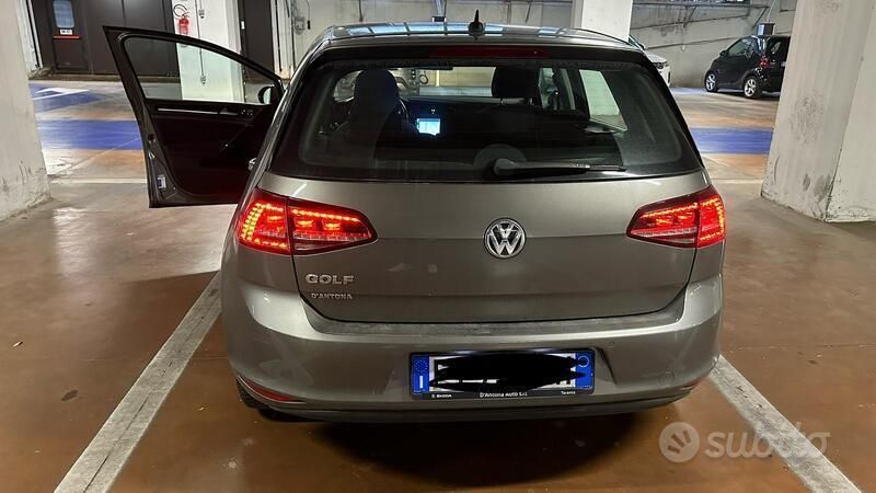 Usata VW Golf VII 110 CV (80 kW) 2014 Grigio Utilitaria