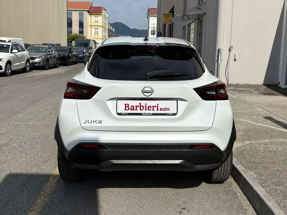 Usata Nissan Juke N-Connecta 114 CV (83 kW) 2025 Pearl white SUV