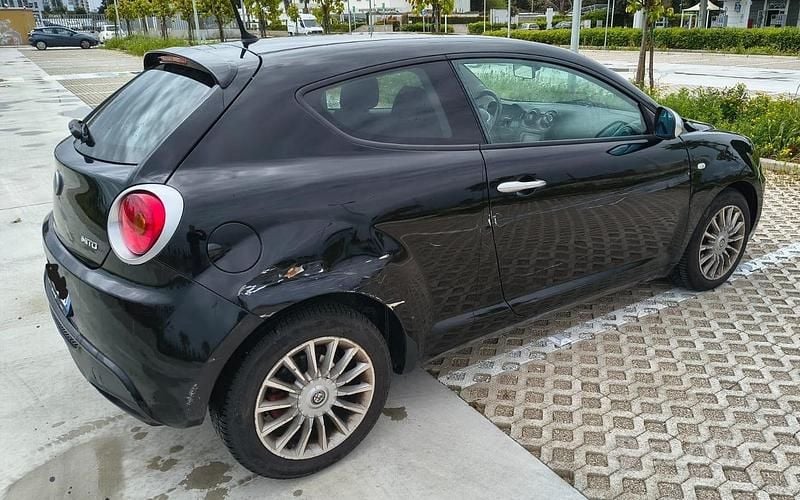 Usata Alfa Romeo MiTo 95 CV (69 kW) 2018 Nero Utilitaria