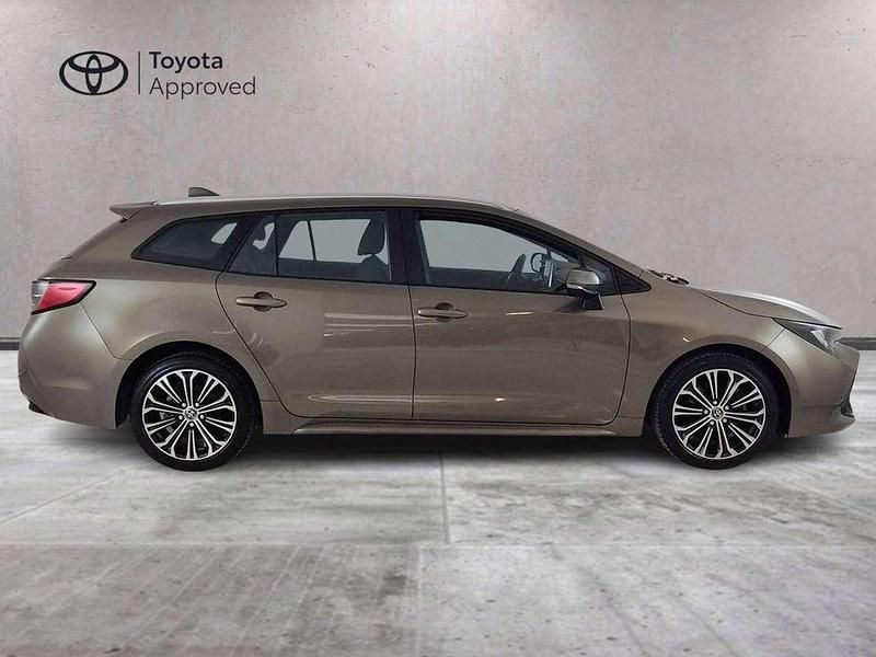 Usata Toyota Corolla Business Edition 152 CV (111 kW) 2022 Grigio Station wagon
