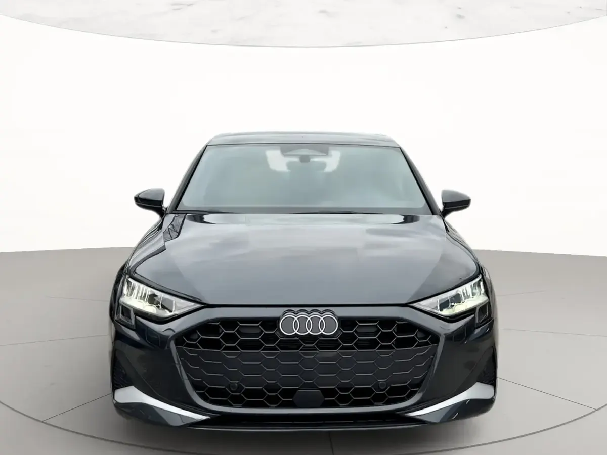 Nuova Audi A3 Advanced Plus 150 CV (110 kW) 2026 Grigio manhattan metallizzato Berlina