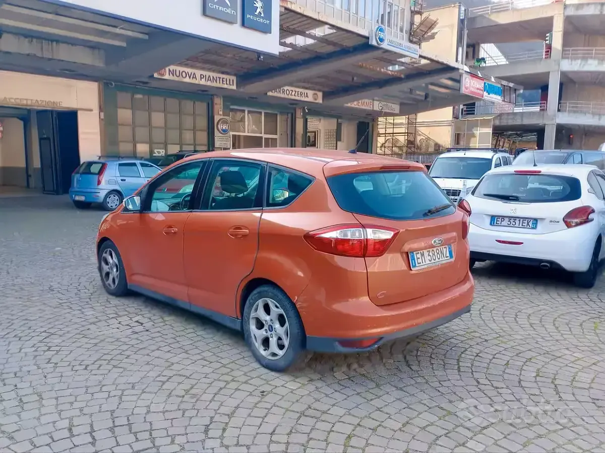 Usata Ford C-MAX 115 CV (84 kW) 2012 Monovolume