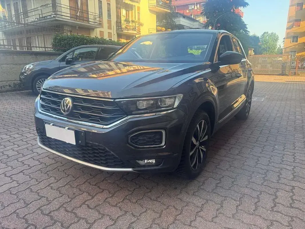 Usata VW T-Roc Advance 116 CV (85 kW) 2019 SUV