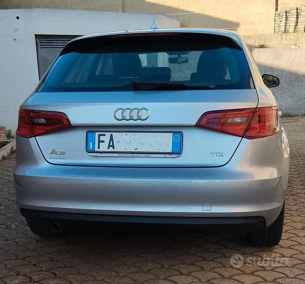 Usata Audi A3 105 CV (77 kW) 2015 Grigio Berlina