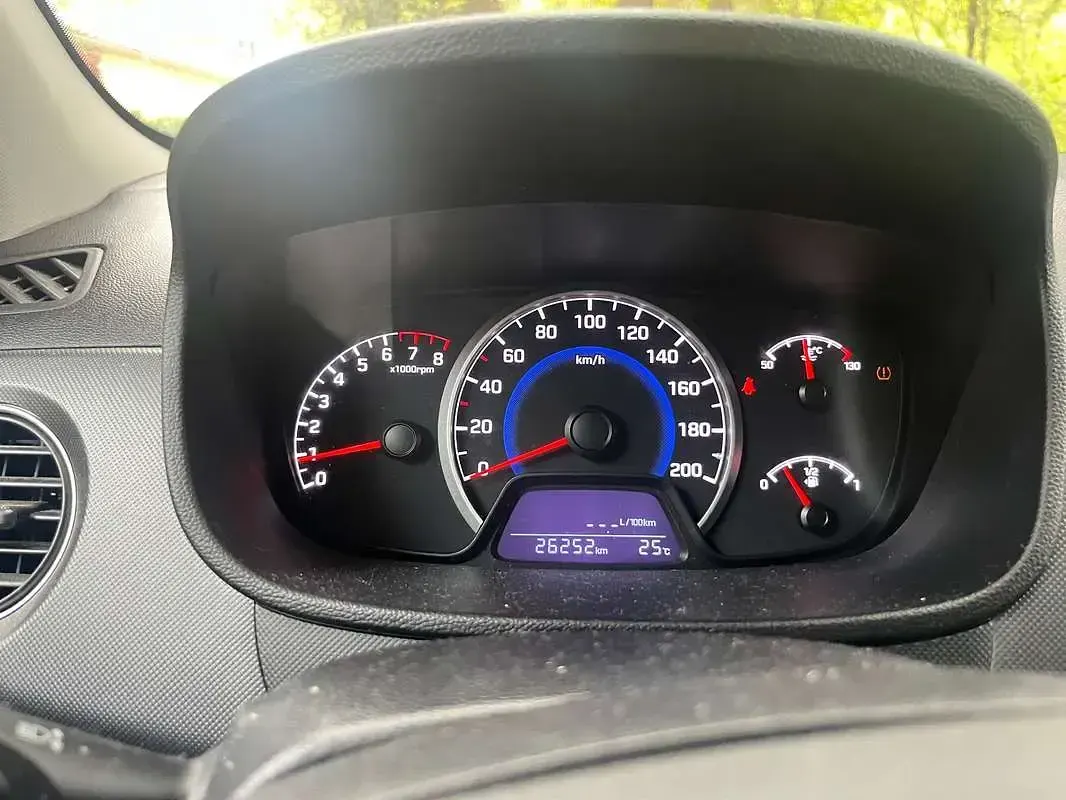 Usata Hyundai i10 67 CV (49 kW) 2019 Bianco Utilitaria