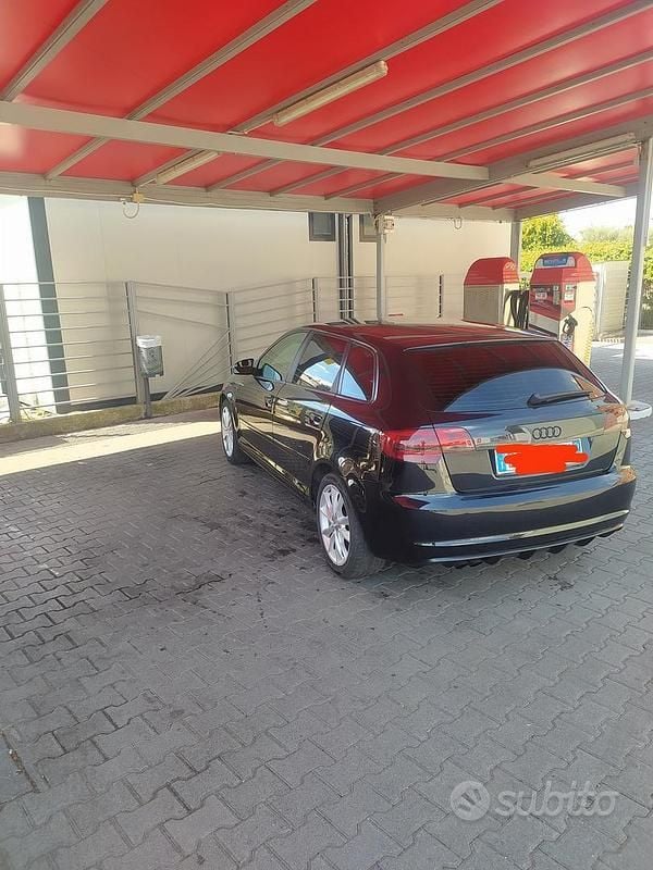 Nero Usata 2007 Audi A3 Tre volumi | 5400 € (Molto cara) - Immagine 1/4