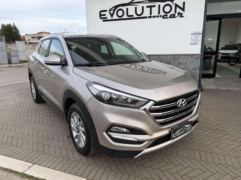 Usata Hyundai Tucson Xpossible 136 CV (100 kW) 2017 Grigio SUV