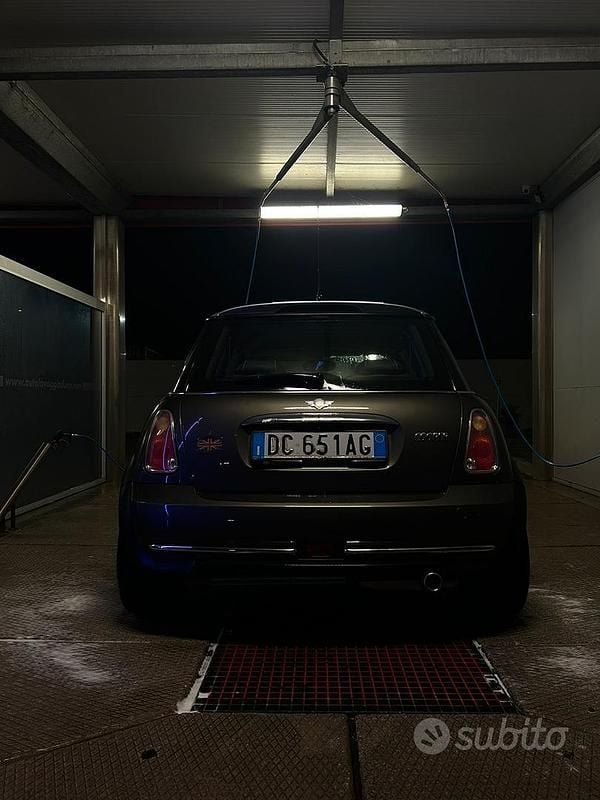 Usata Mini Cooper 116 CV (85 kW) 2006 Grigio Utilitaria
