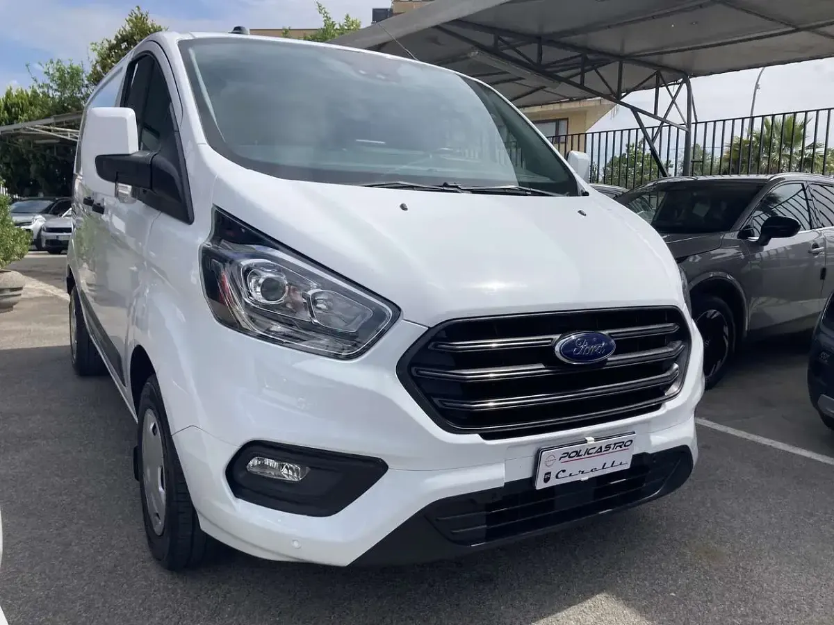 Usata Ford Transit Custom 131 CV (96 kW) 2022 Bianco Furgone