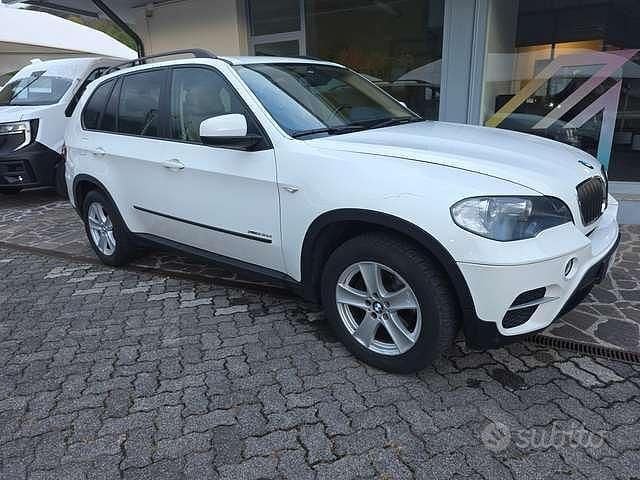 Usata BMW X5 245 CV (180 kW) 2011 Bianco SUV