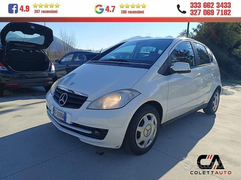 Usata 2010 Mercedes A180 Tre volumi | 4500 € (Buon prezzo) - Immagine 1/4