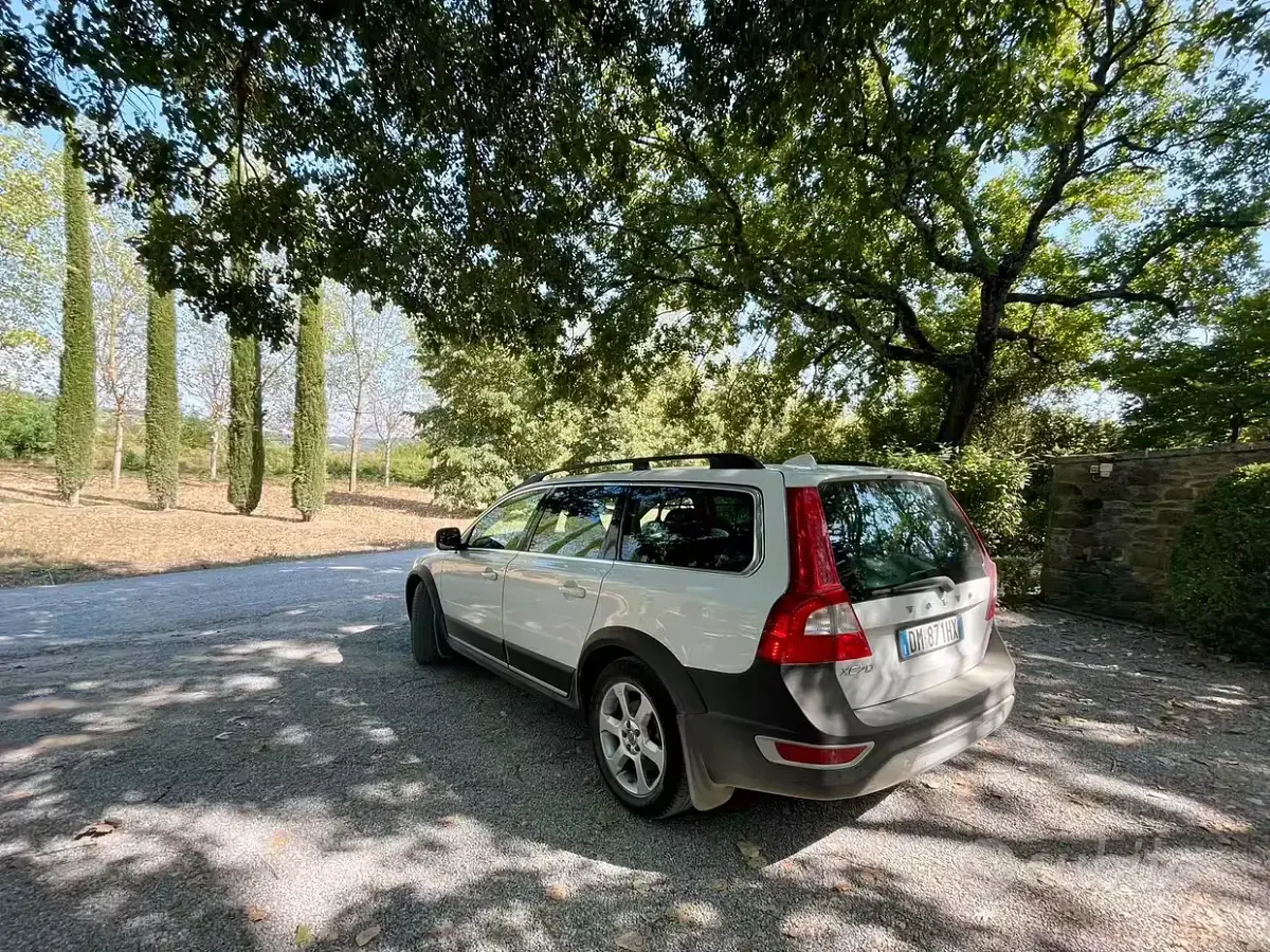 Usata Volvo XC70 Summum 185 CV (136 kW) 2008 Bianco Station wagon