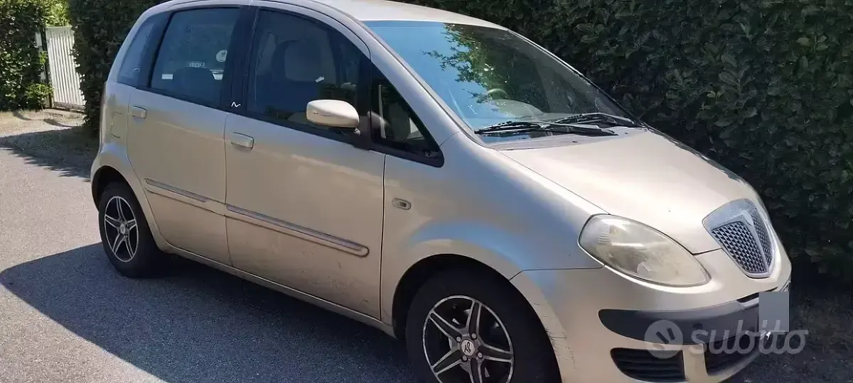 Usata Lancia Musa 95 CV (69 kW) 2006 Monovolume