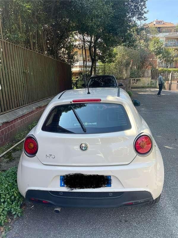 Usata Alfa Romeo MiTo Distinctive 120 CV (88 kW) 2012 Bianco Utilitaria