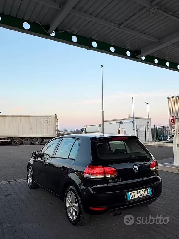 Usata VW Golf VI 110 CV (80 kW) 2009 Nero Utilitaria