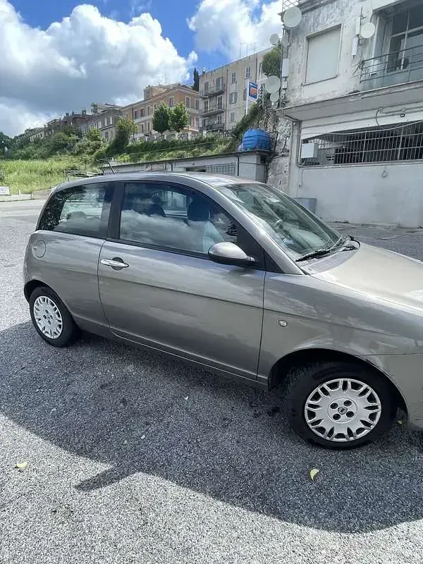 Usata Lancia Ypsilon 69 CV (50 kW) 2005 Utilitaria