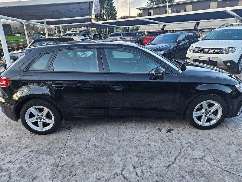 Usata Audi A3 Advanced 150 CV (110 kW) 2020 Antracite metallizzato Berlina