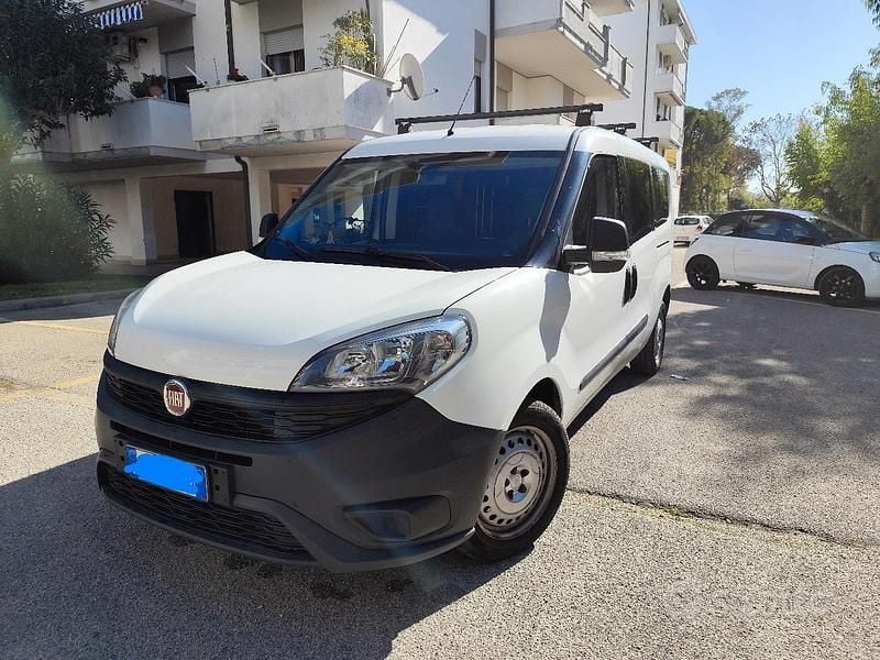 Usata 2017 Fiat Doblò Monovolume | 9900 € (Ottimo prezzo) - Immagine 1/4