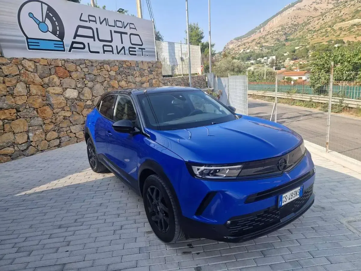Usata Opel Mokka Elegance 101 CV (74 kW) 2024 Blu/azzurro SUV