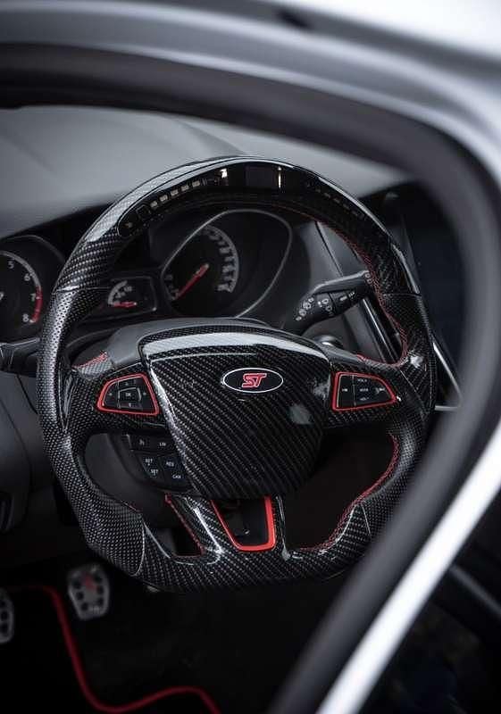 Usata Ford Focus ST 250 CV (183 kW) 2016 Bianco Berlina