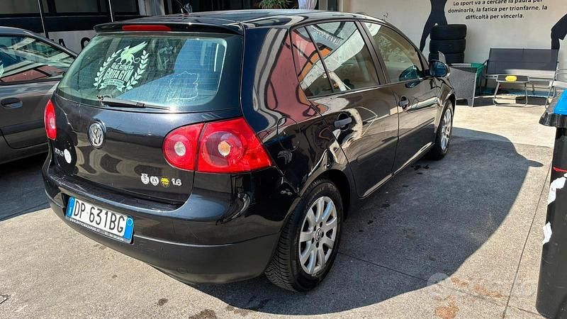 Usata VW Golf VI 2008 Nero Utilitaria