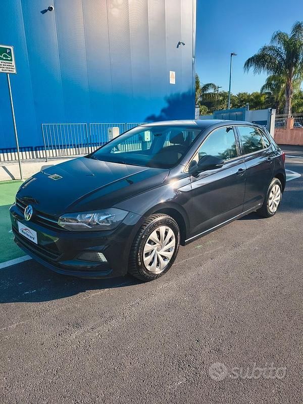 Usata VW Polo Comfortline 80 CV (58 kW) 2018 Nero Utilitaria