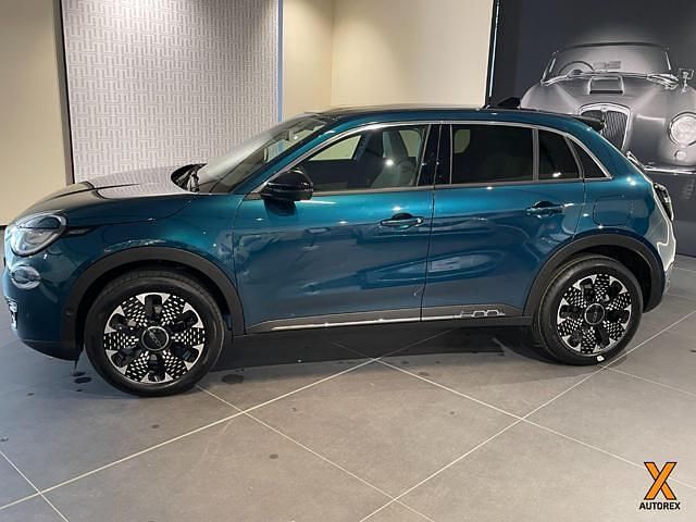 Nuova Fiat 600 110 CV (80 kW) 2025 Blu SUV