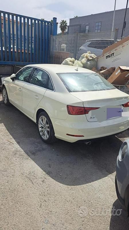 Usata Audi A3 Ambiente 110 CV (80 kW) 2015 Bianco Berlina