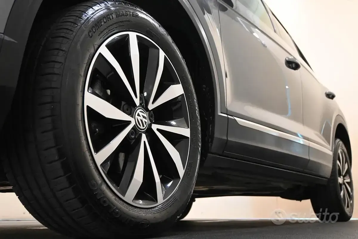Usata VW T-Roc Style 116 CV (85 kW) 2020 Grigio SUV