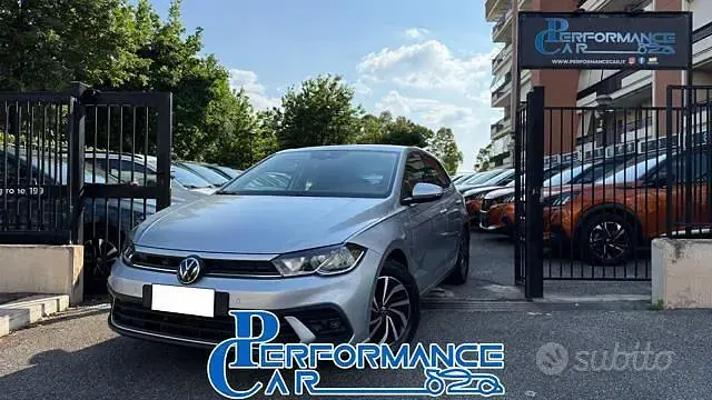 Usata VW Polo Style 95 CV (69 kW) 2025 Grigio Utilitaria