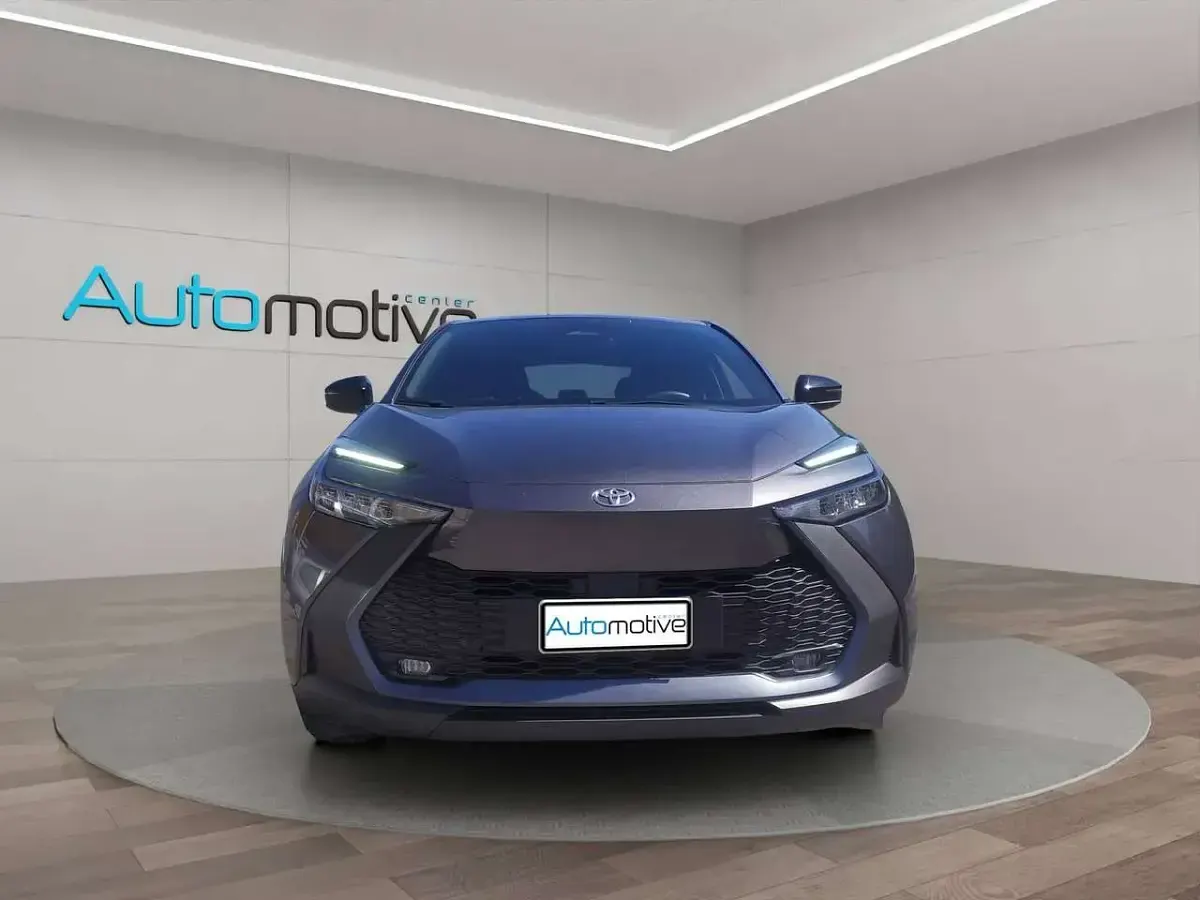 Usata Toyota C-HR Active 98 CV (72 kW) 2025 Grigio SUV