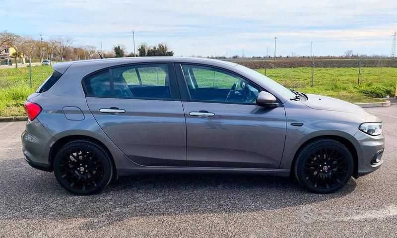 Usata Fiat Tipo 2017 Grigio Berlina