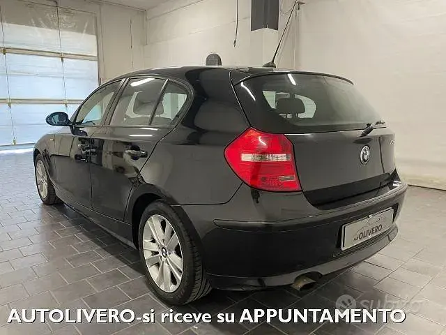Usata BMW 118 143 CV (105 kW) 2007 Nero Utilitaria