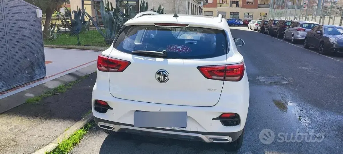Usata MG ZS 111 CV (81 kW) 2024 Bianco SUV