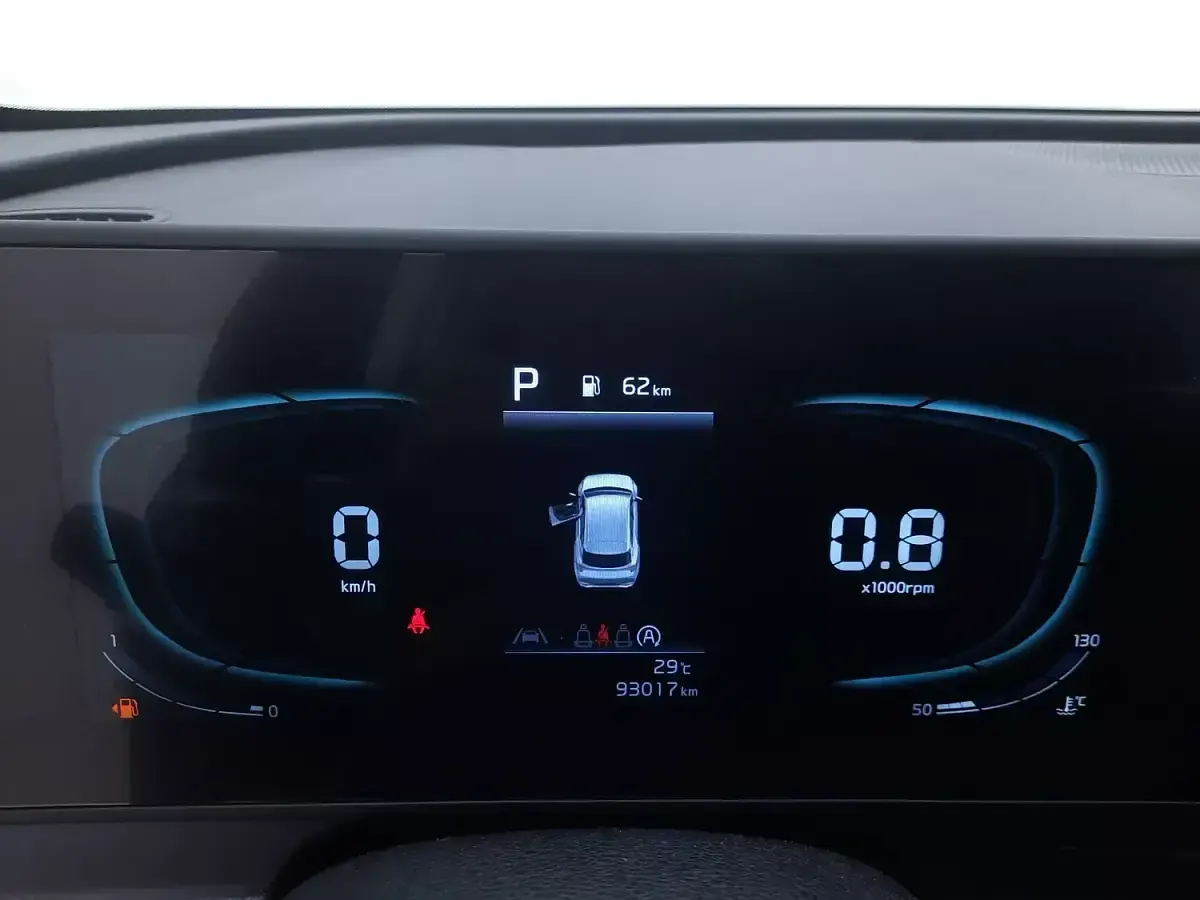 Usata Kia Sportage 136 CV (100 kW) 2023 Grigiogrigio SUV