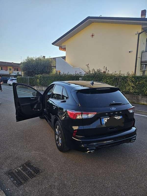 Usata Ford Kuga ST-Line 120 CV (88 kW) 2021 SUV