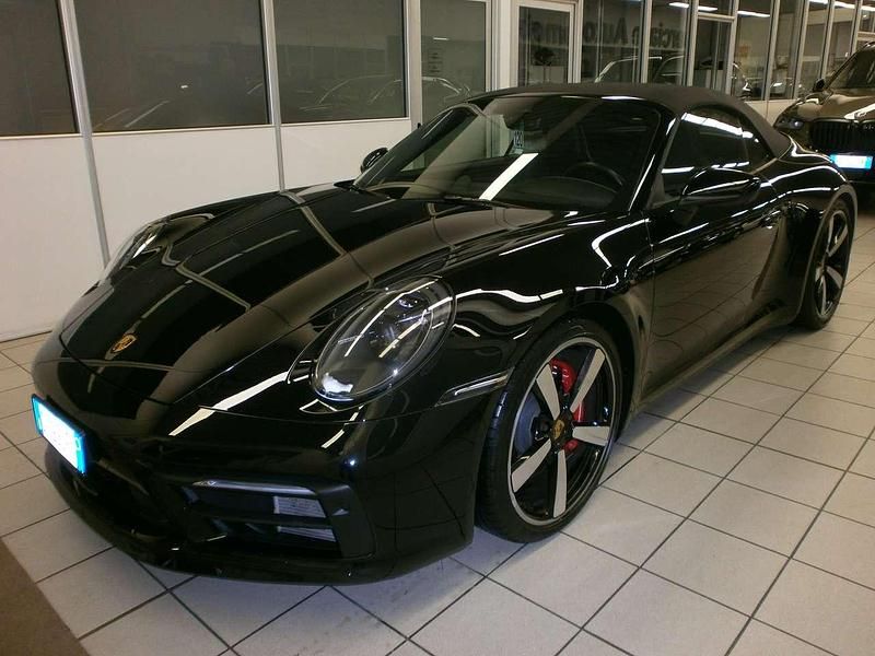 Usata Porsche 911 Carrera 4S Cabriolet 450 CV (330 kW) 2024 Nero Cabrio