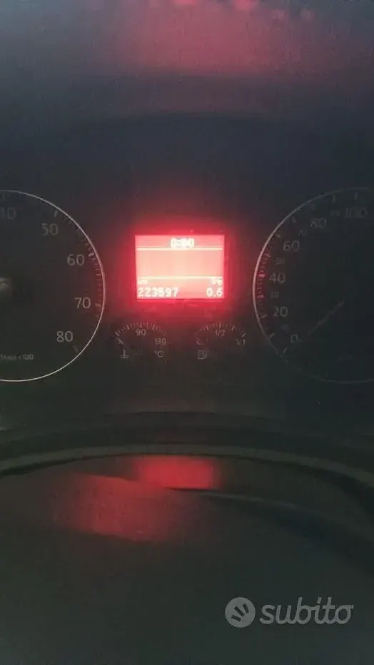 Usata VW Golf IV 115 CV (84 kW) 2004 Blu Berlina