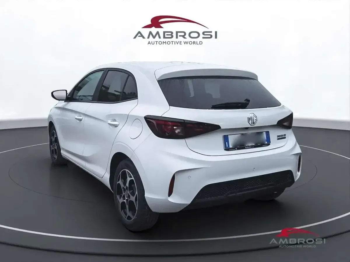 Nuova MG MG3 Luxury 265 CV (194 kW) 2026 Bianco Utilitaria