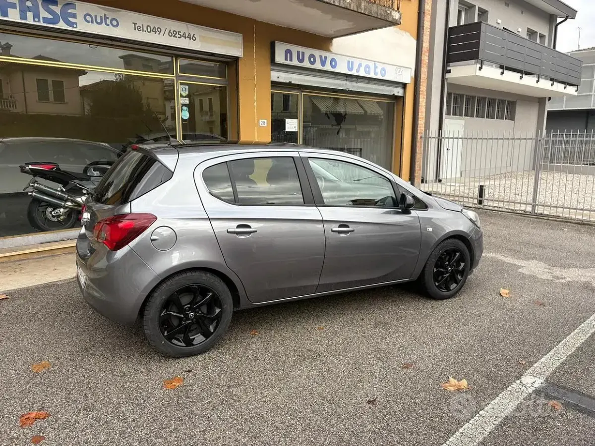 Usata Opel Corsa 69 CV (50 kW) 2019 Grigio Utilitaria