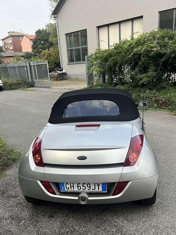 Usata Ford StreetKa 95 CV (69 kW) 2005 Argento Cabrio