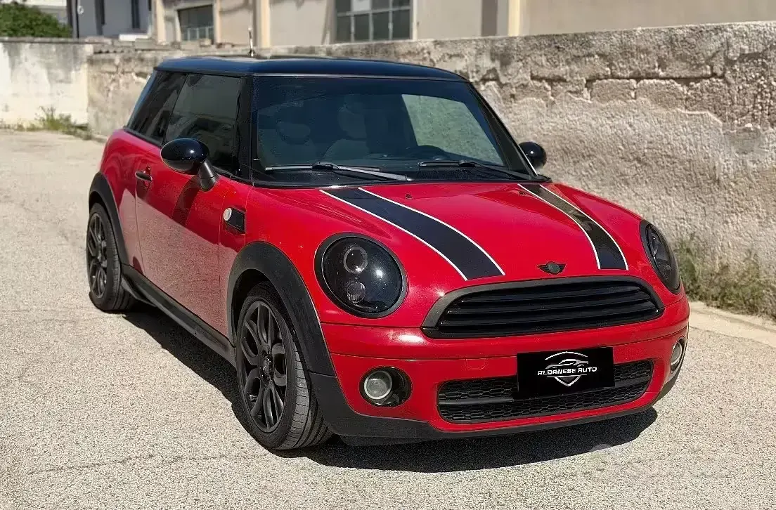 Usata Mini Cooper 109 CV (80 kW) 2007 Rosso Utilitaria