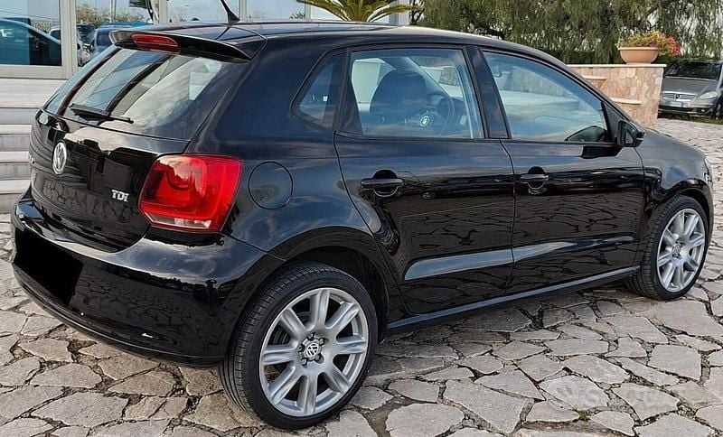 Usata VW Polo 75 CV (55 kW) 2012 Nero Utilitaria