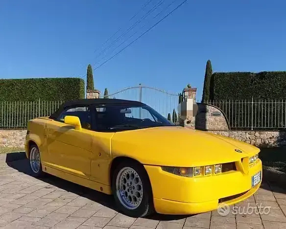 Usata Alfa Romeo SZ/RZ 207 CV (152 kW) 1993 Giallo Cabrio