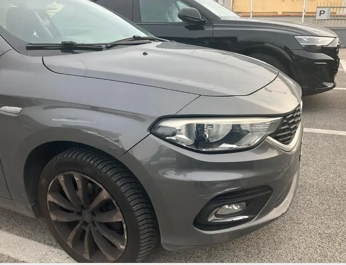 Occasion Fiat Tipo Lounge 95 ch (69 kW) 2018 Gris Berline