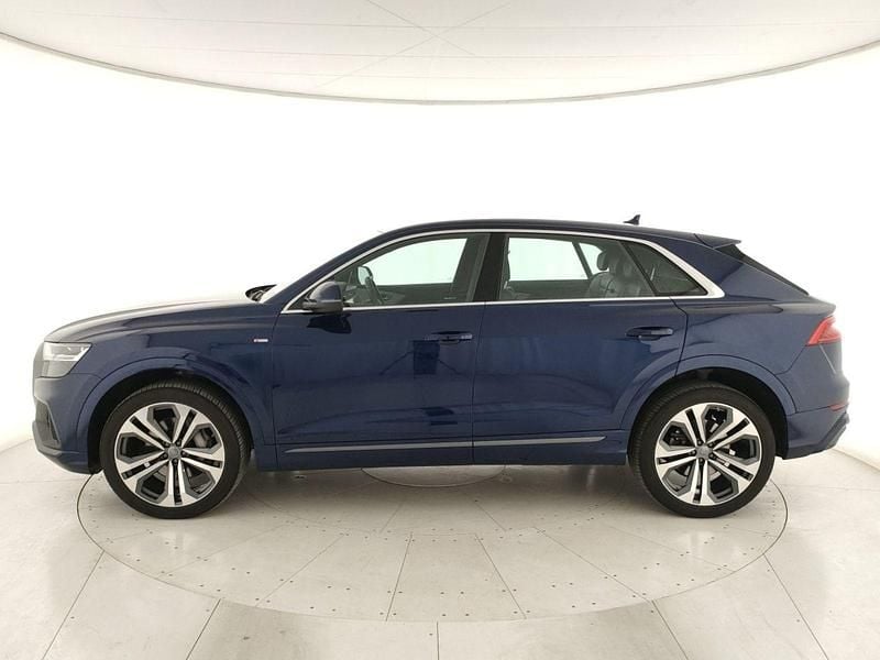 Usata Audi Q8 Sport 231 CV (169 kW) 2020 Blu SUV