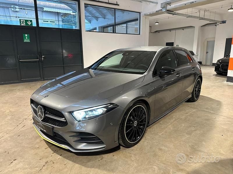 Usado Mercedes A200 Premium 136 CV (100 kW) 2019 Gris Berlina