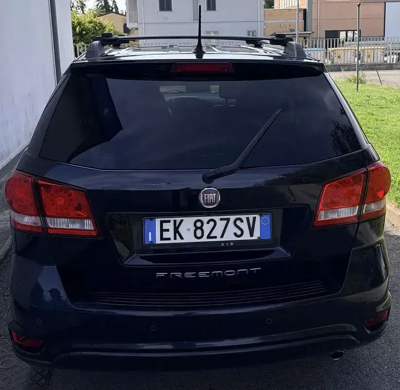 Usata Fiat Freemont 140 CV (102 kW) 2012 SUV
