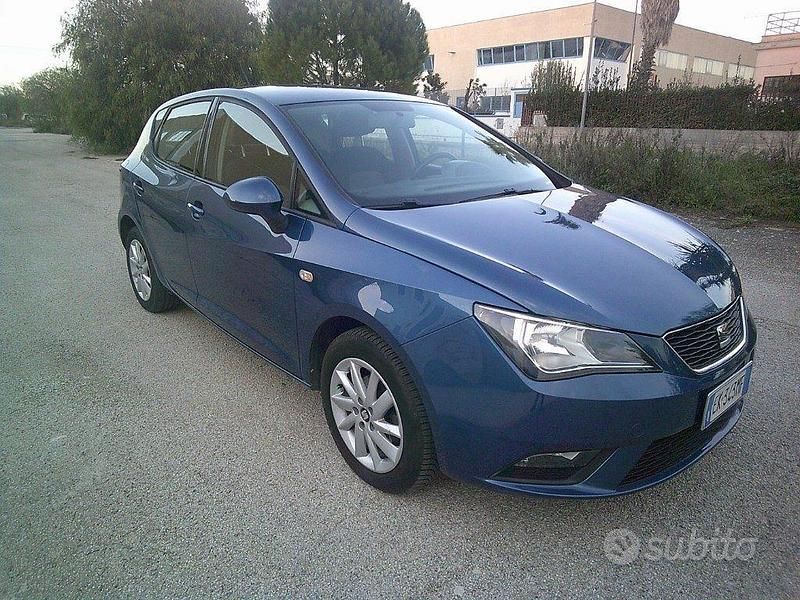 Usata Seat Ibiza Style 2014 Blu Berlina